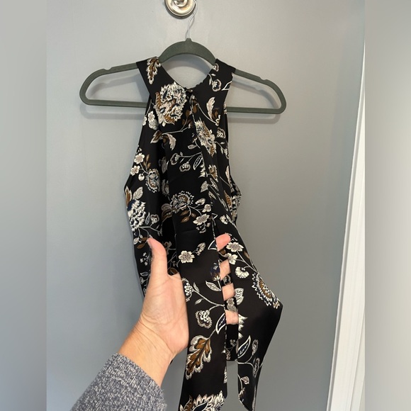 RW&CO high neck halter top perfect condition - Picture 4 of 9